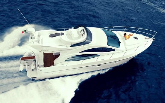 Моторная яхта AZIMUT 42 «Санторини»