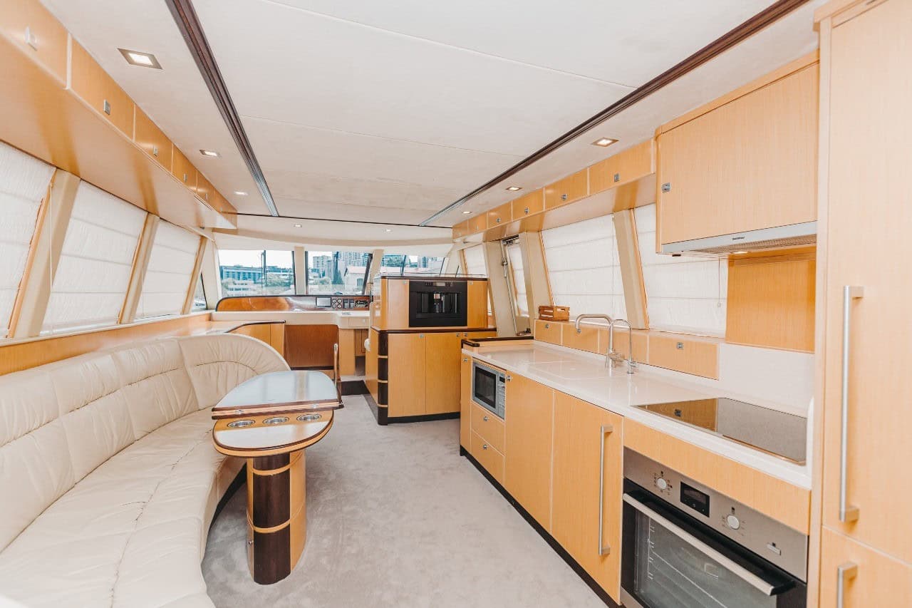 Яхта Багратион Albemarle Boats Аренда