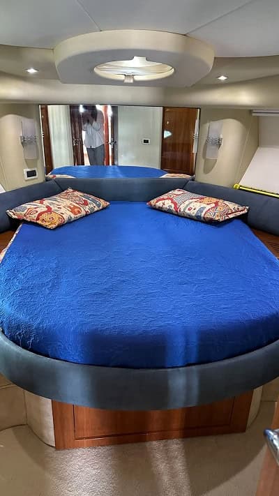 Моторная яхта AZIMUT 42 «Санторини»