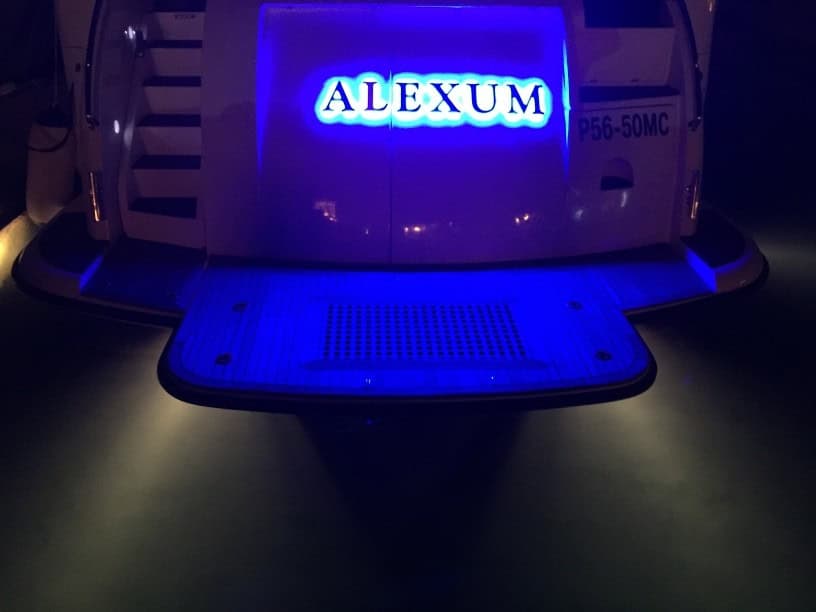 Яхта ALEXUM VIP Elegance 64