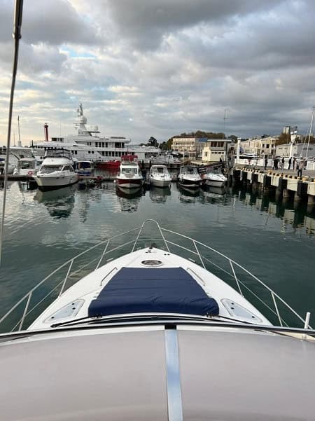 Яхта Fairline Phantom 50 AURA VIP