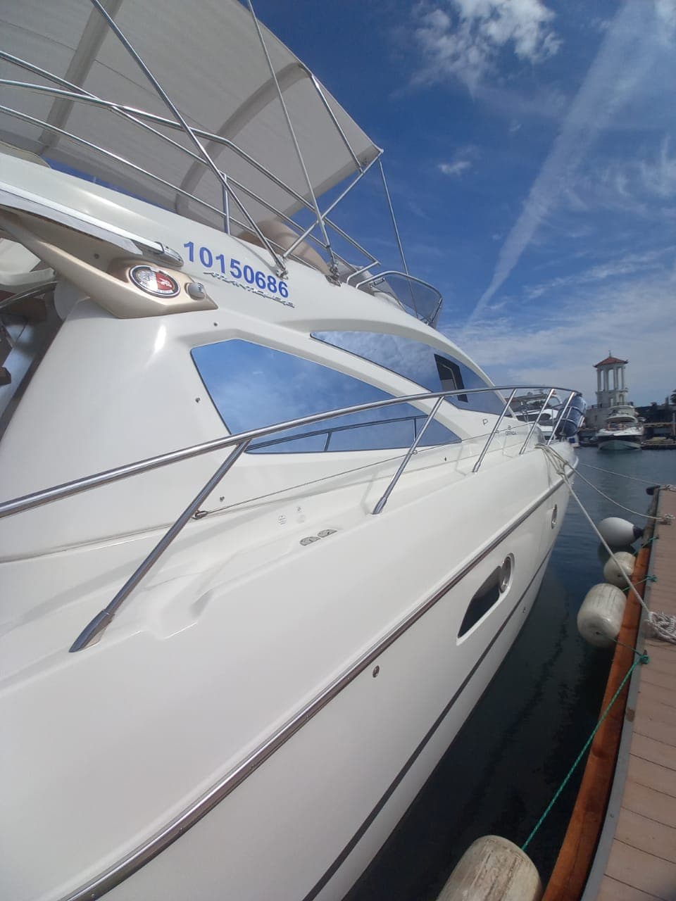 Яхта Cranchi Atlantique 43 «Валькирия»