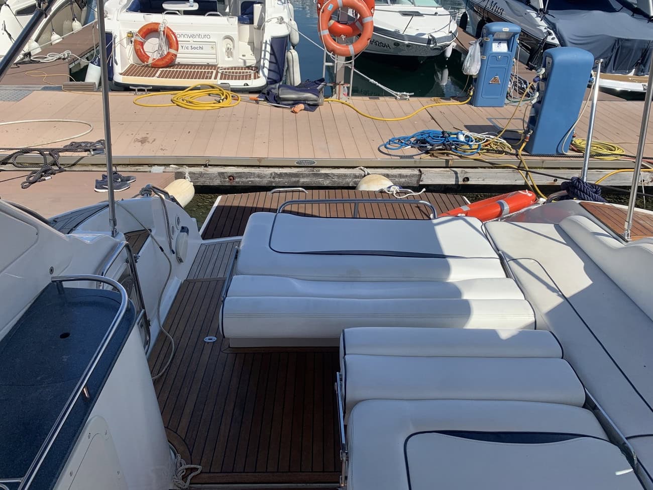 Яхта «СэйлорМун» Bavaria 32