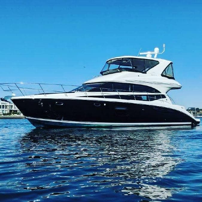 Яхта Meridian 441 «Наутилус»