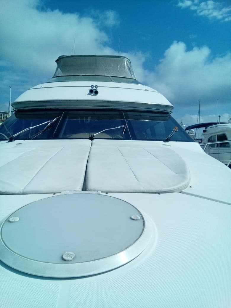 Яхта Carver 57 Романтика Сочи
