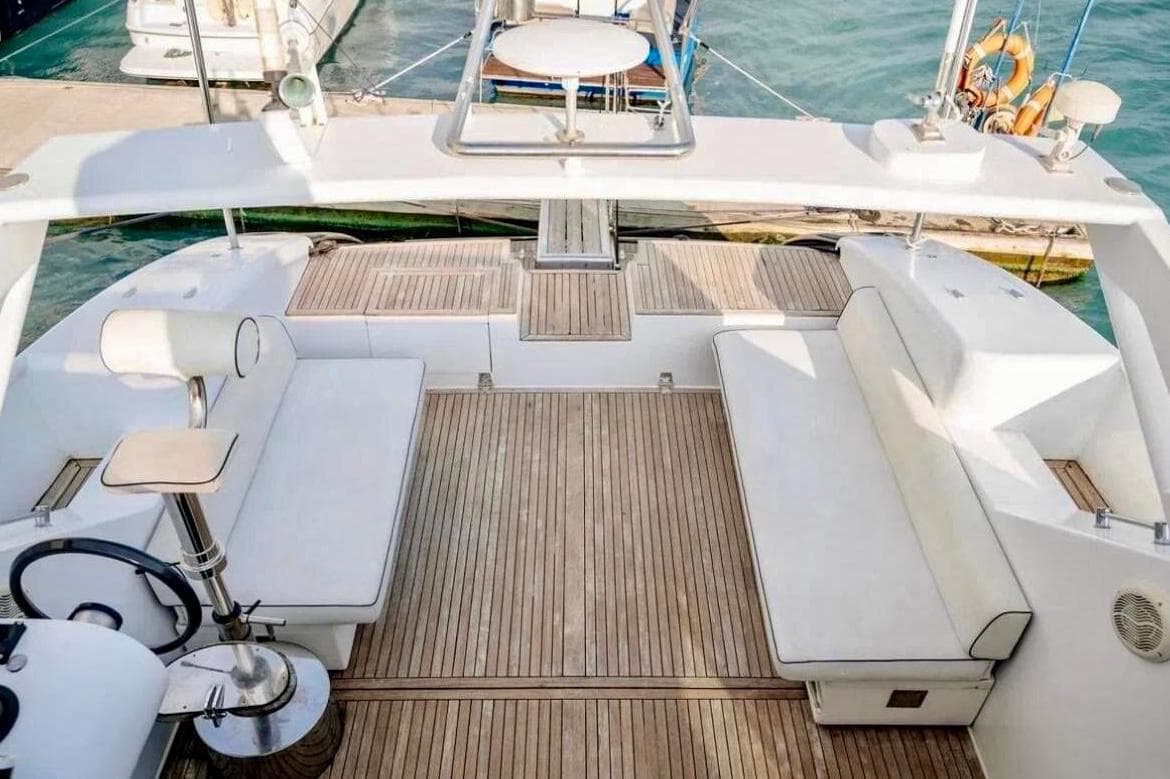 VIP-яхта Арго/SanLorenzo 229