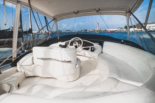 Моторная яхта AZIMUT 42 «Санторини»
