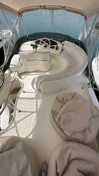 Моторная яхта AZIMUT 42 «Санторини»