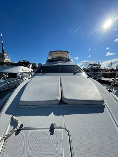 Моторная яхта AZIMUT 42 «Санторини»