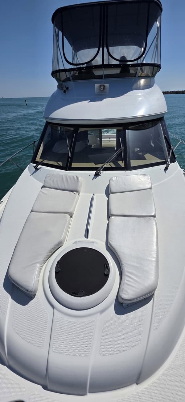 Яхта Кисс Meridian 341