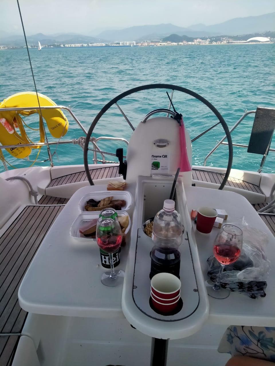 Яхта Bavaria 42 «Ареал» в Имеретинском порту