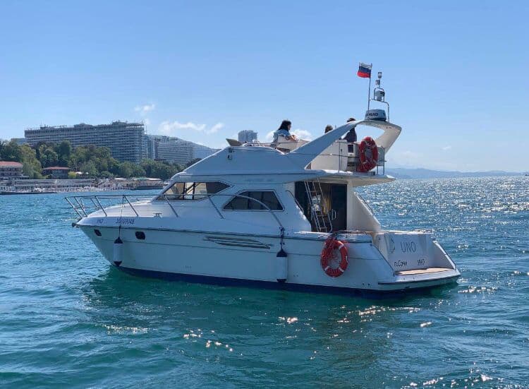 Моторная яхта Princess 360 «UNO»