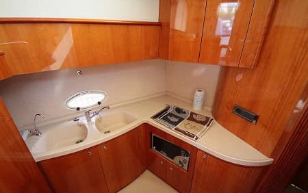 Моторная яхта AZIMUT 42 «Санторини»